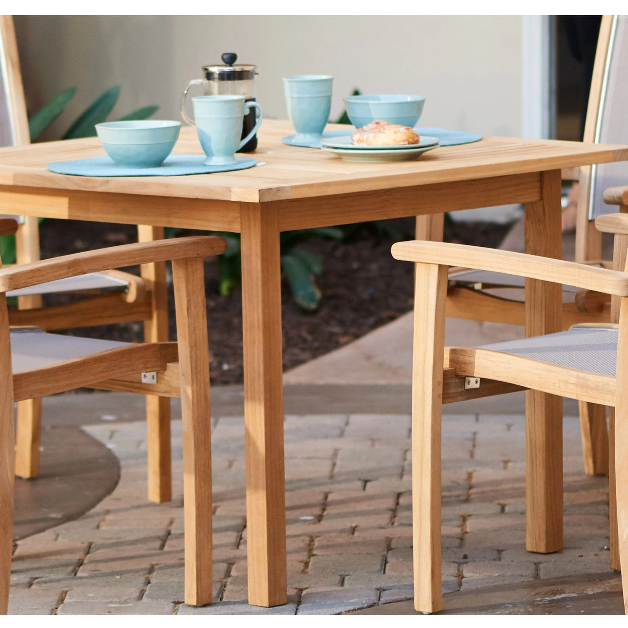 Birmingham Dining Table - Image 3
