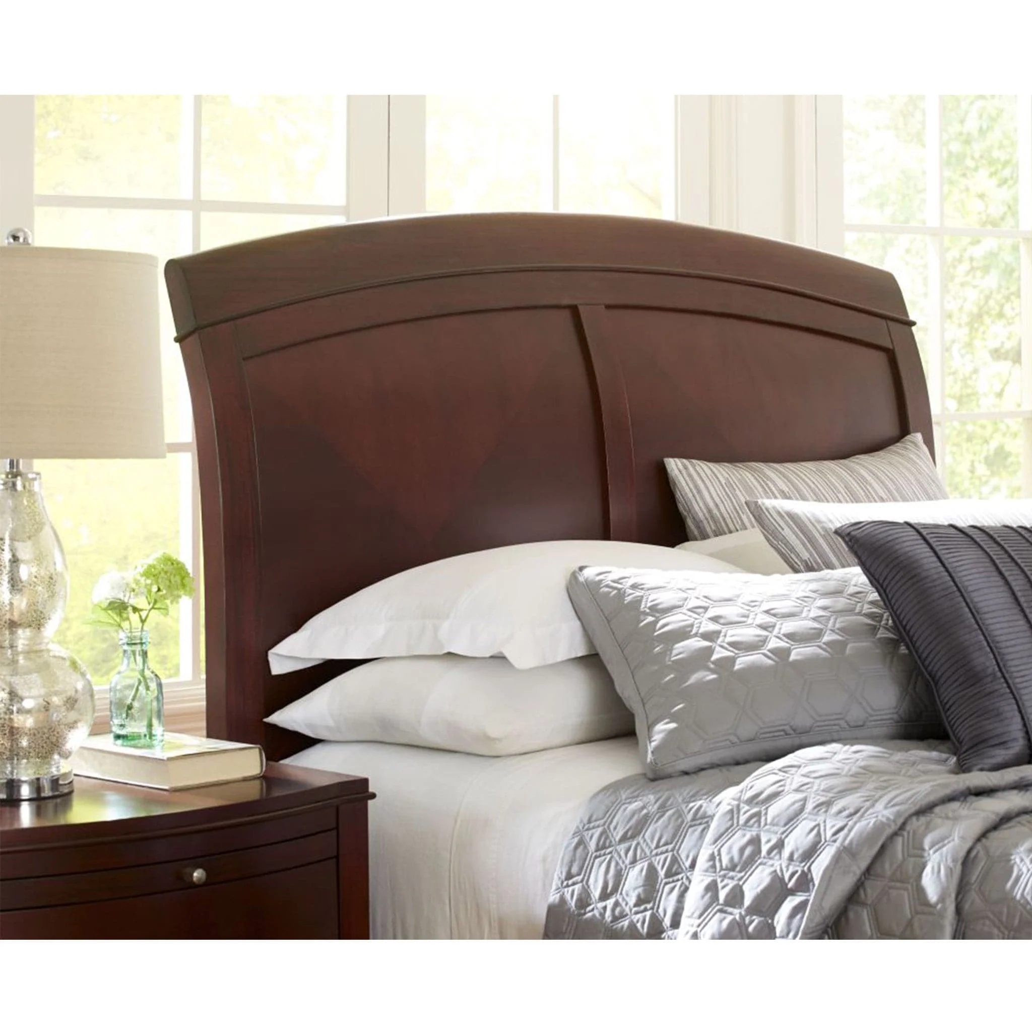 Brighton Low Profile Platform Bed - Image 4