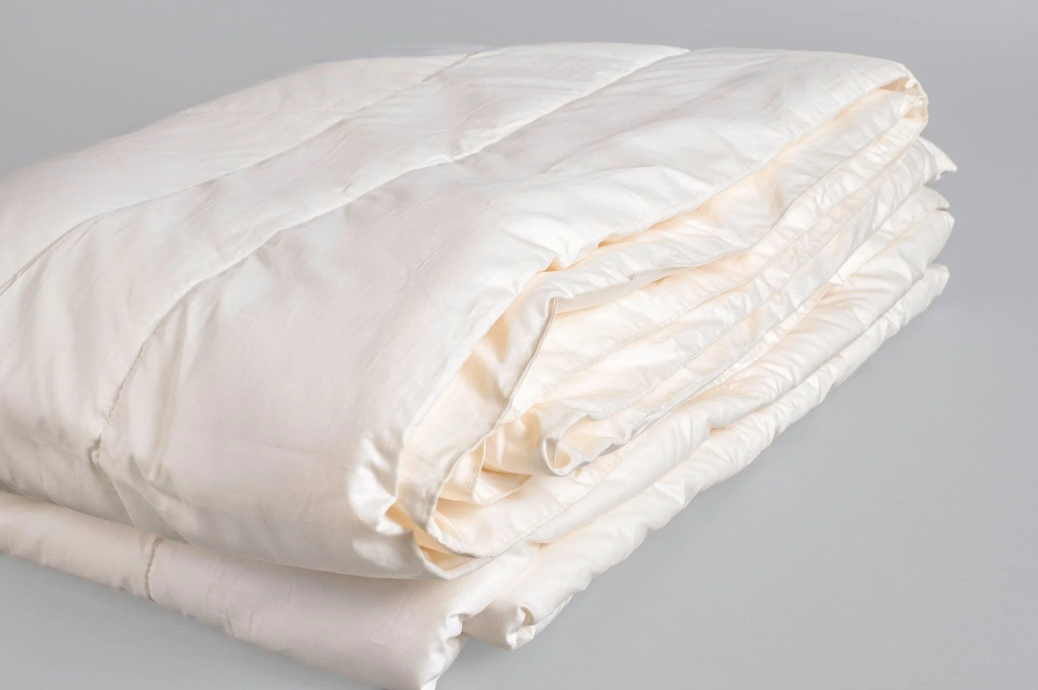 Natural Sleep Merino Light Comforter - Image 4