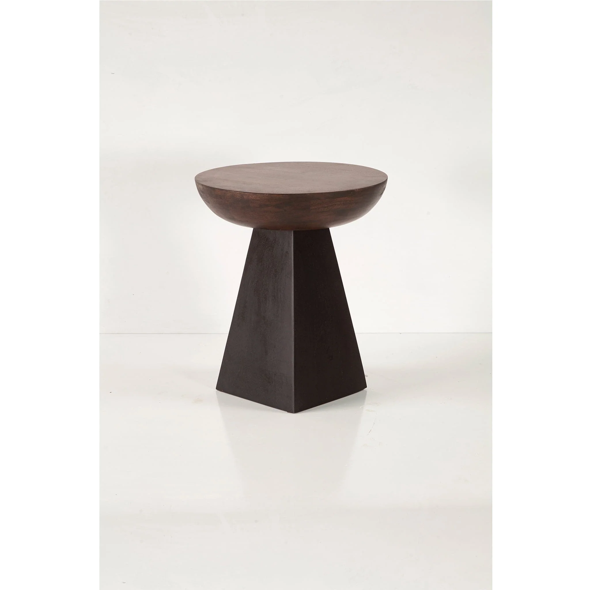 Palm Desert Round Accent Table - Image 5