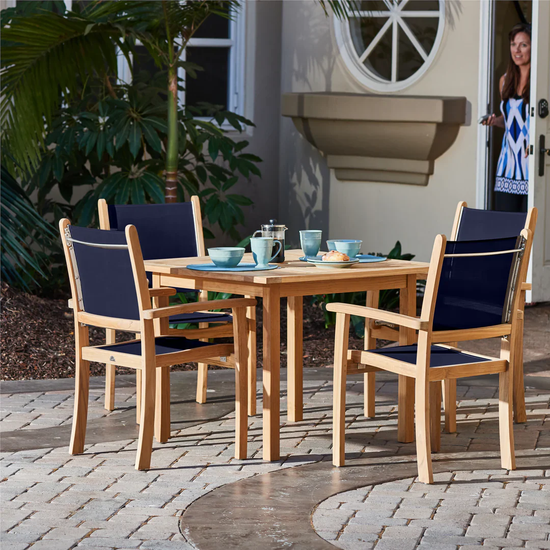 Pearl Dining Set - Image 6