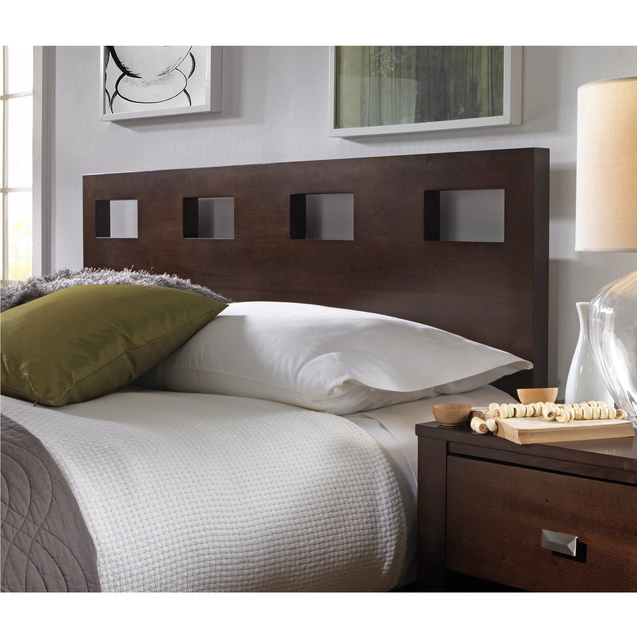 Riva Platform Bed - Image 9