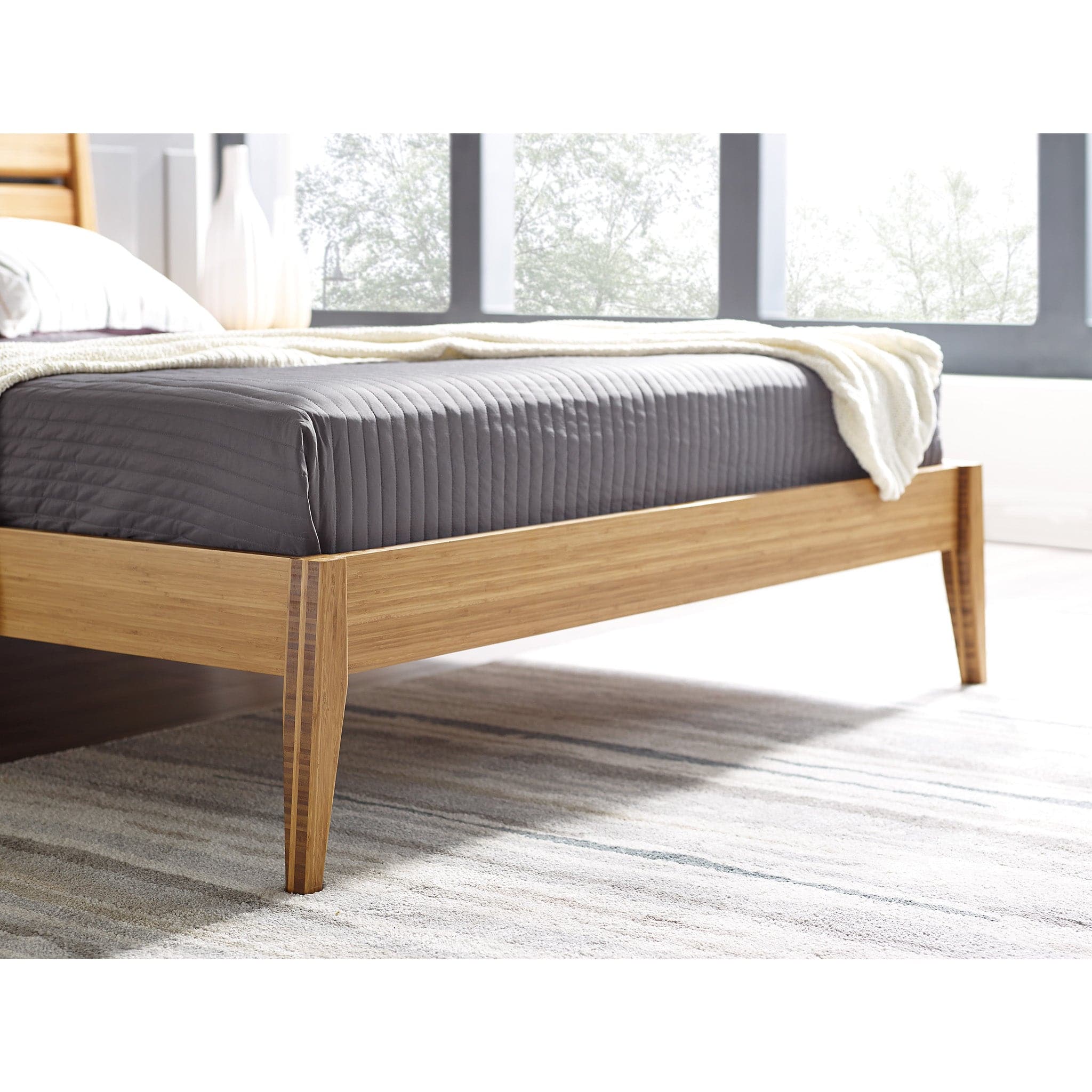 Sienna Platform Bed - Image 9