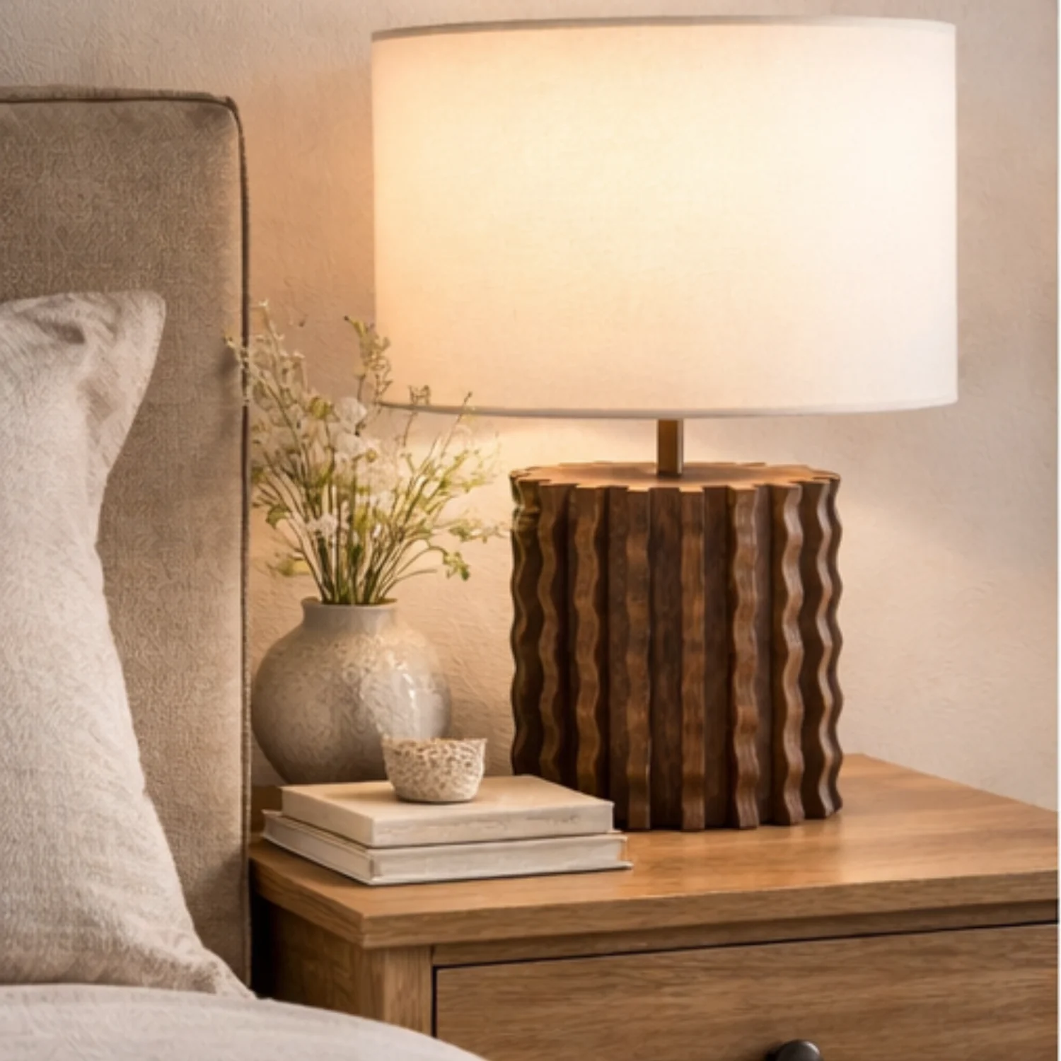 Swirl Oak Table Lamp - Image 4