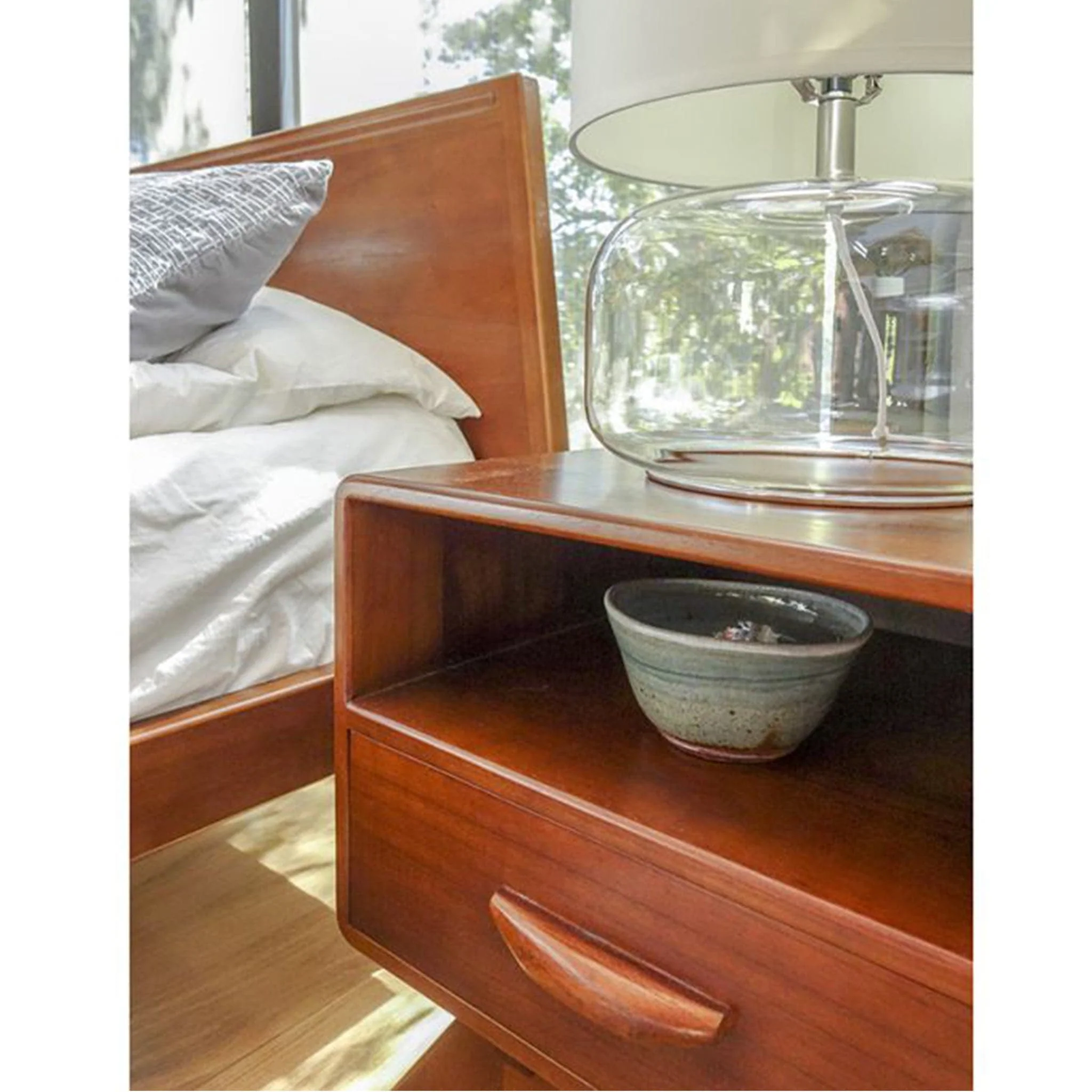 Tango Nightstand - Image 5